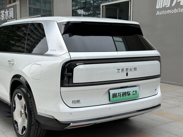 ZEEKR 9X 2025 Hyper 70kWh Automatic