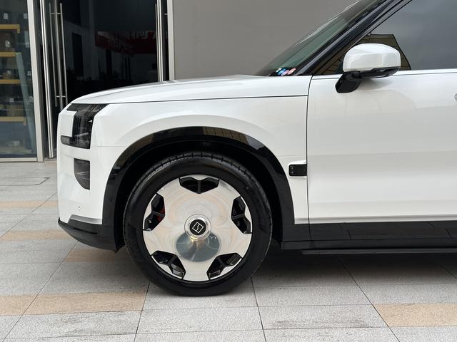 ZEEKR 9X 2025 Hyper 70kWh Automatic