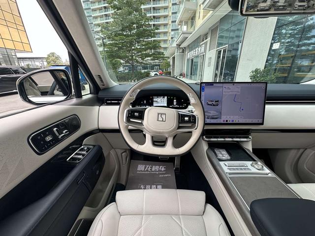ZEEKR 9X 2025 Hyper 70kWh Automatic
