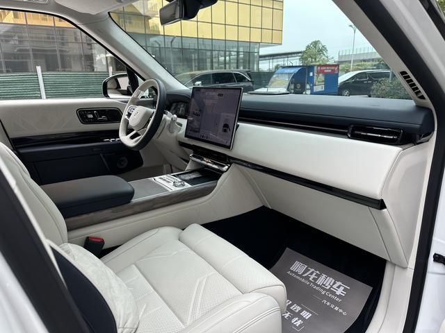 ZEEKR 9X 2025 Hyper 70kWh Automatic